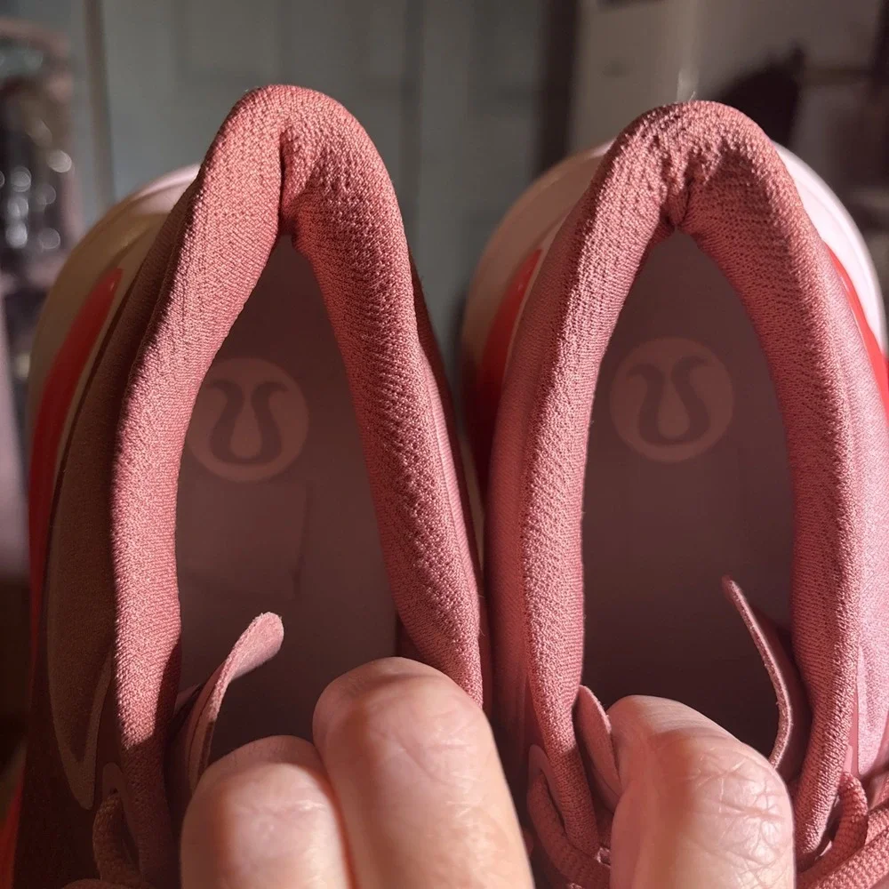Lululemon Bliss feel Running Shoes Sz 6. Pink EUC - Picture 4 of 9